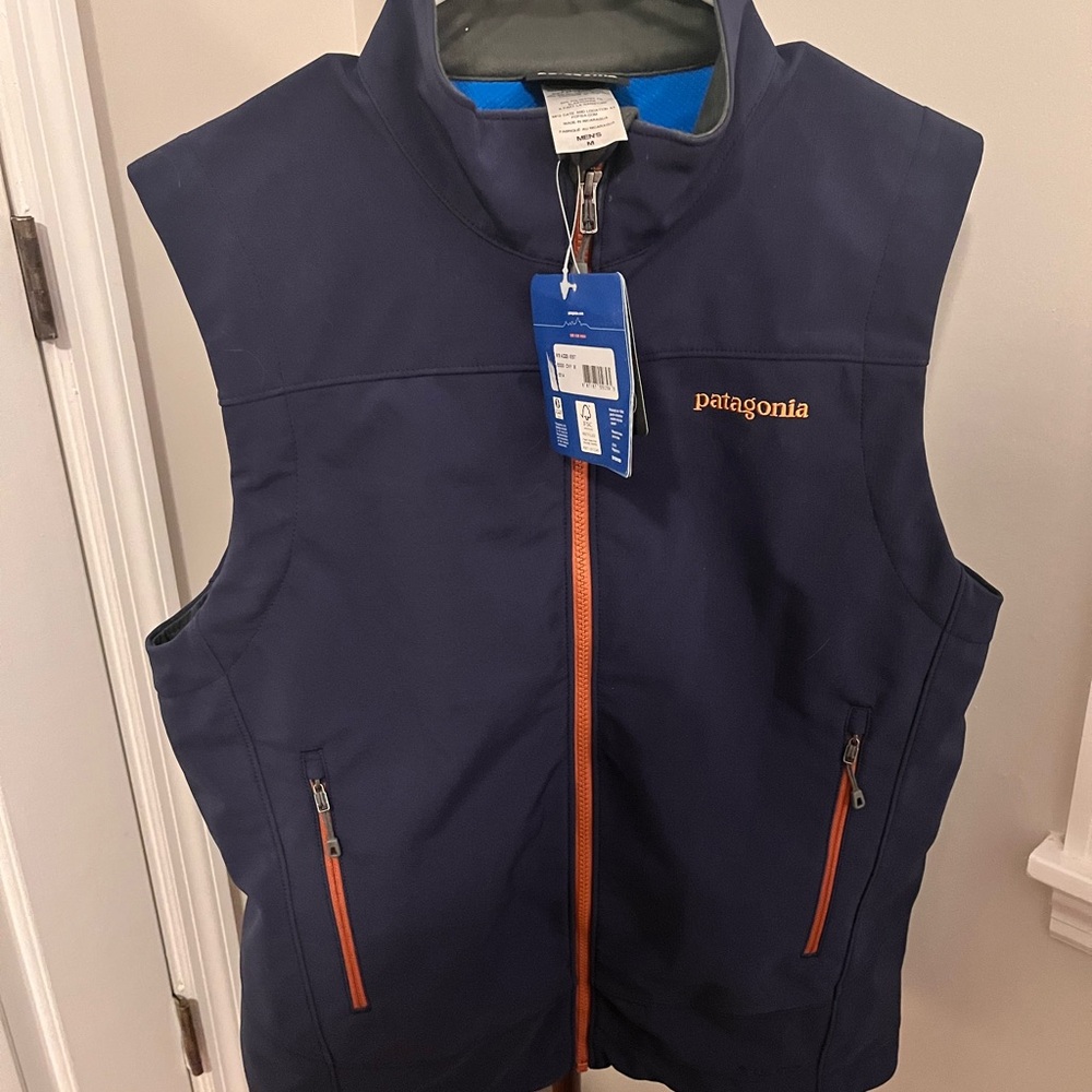 NWT Men’s Patagonia Adze Vest